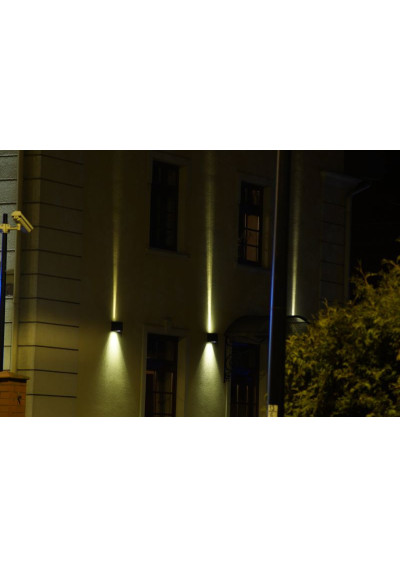 Twin Beam Elevation LED lamp - bidirectional diffusing Black