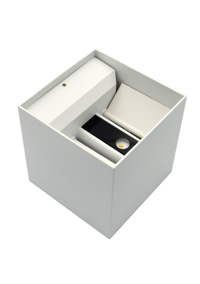 Oprawa elewacyjna LED Kreon 23w kwadrat 4000K bi | LEDownia.pl