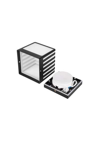 Wall Cube GX53 – rozłożona obudowa i oprawka żarówki