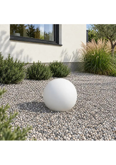 White E27 garden globe 35 cm in the garden