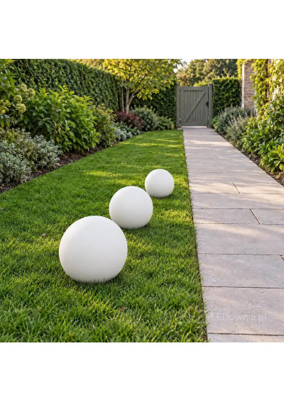 White E27 garden globe 35 cm in the garden